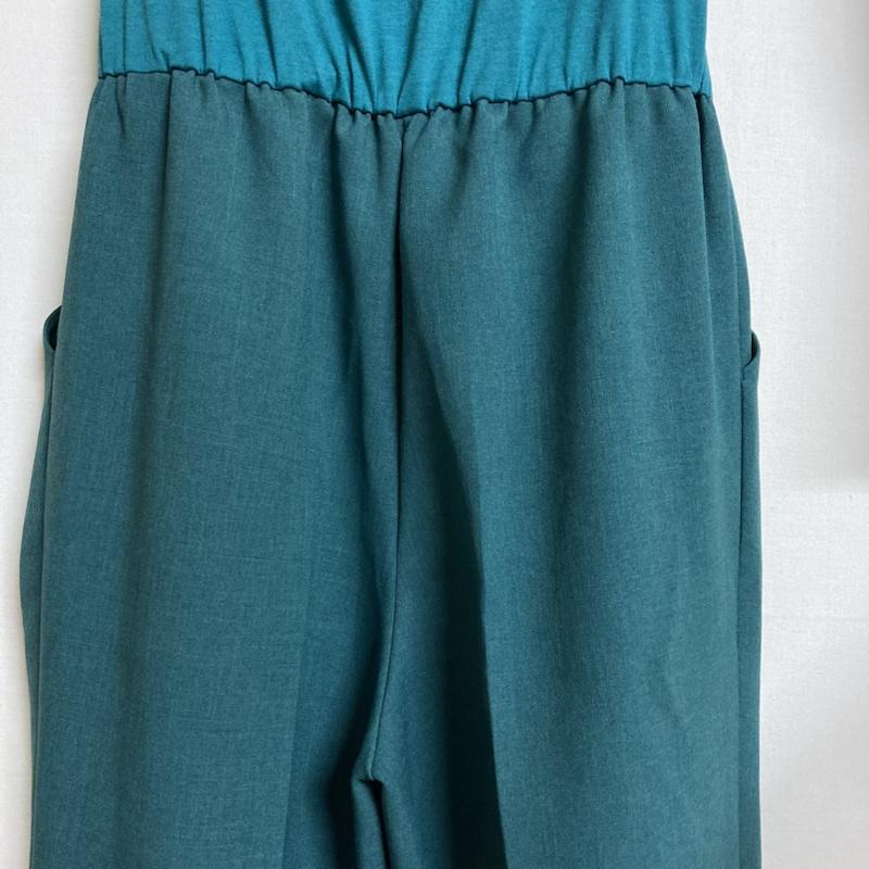 ラディエイト Radiate セットアップ セットアップ RADIATE バックオープンカットソー ベアオールインワン セットアップ 4250-6150 9号 無地 緑 / グリーン / green レディース USED 古着 中古 50118994