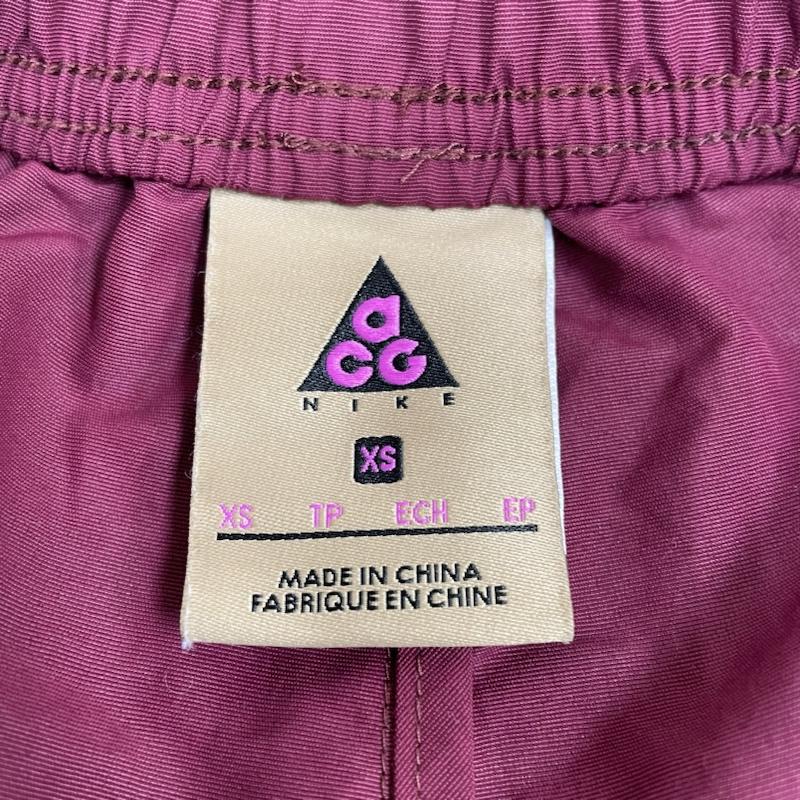 ナイキ エィシージー NIKE ACG パンツ ショートパンツ ナイロン ショート ショーツ ハーフパンツ ロゴ 刺繍 ウーブン DARK BEETROOT CU8892-638 XS ロゴ、文字 X 刺繍 えんじ / ワインレッド / dark red メンズ USED 古着 中古 50119596