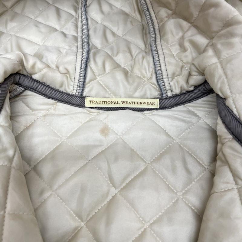 トラディショナルウェザーウェア Traditional Weatherwear ジャケット、上着 ジャンパー、ブルゾン ダイヤキルティング ロング コート フード付 ジャケット スナップボタン 34 無地 灰 / グレー / gray レディース USED 古着 中古 50120572