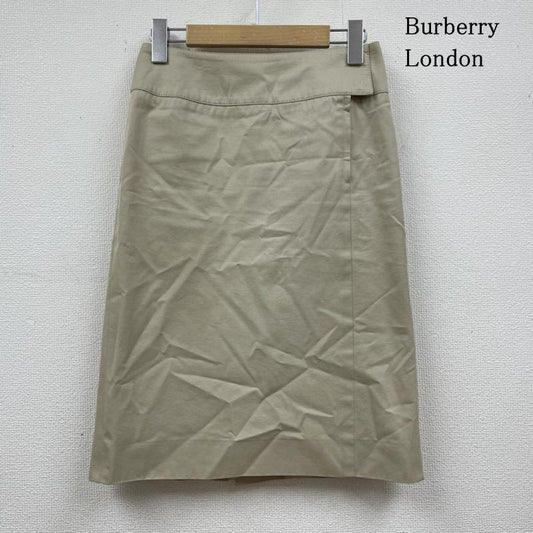 バーバリーロンドン Burberry London スカート ひざ丈スカート タイト スカート ひざ丈 ミディアム丈 無地 ジップ スリット入り FXA09-176 36 無地 ベージュ / ベージュ / beige レディース USED 古着 中古 50120653