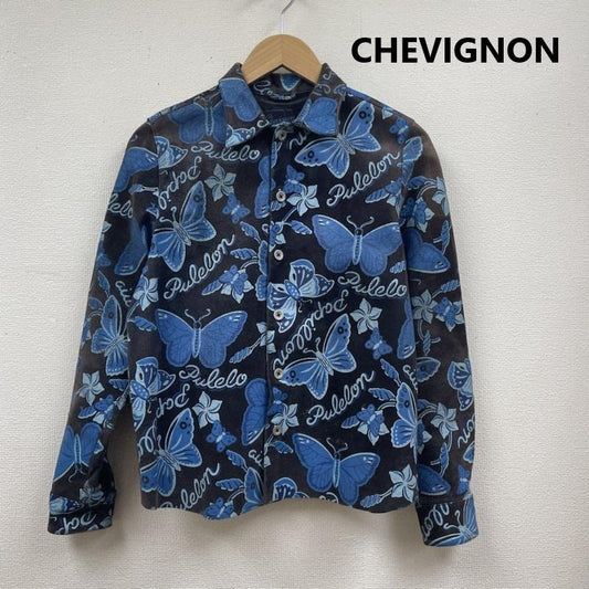 シェビニオン CHEVIGNON ジャケット、上着 ジャンパー、ブルゾン 蝶 総柄 バタフライ プリント レザー シャツ ジャケット ブルゾン ボタン 豚革 21115205 38 総柄 X プリント 黒 / ブラック / black X 青 / ブルー / blue メンズ USED 古着 中古 50121443