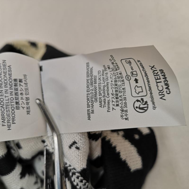 アークテリクス ARC TERYX 帽子 ニット帽 Lightweight Grotto Toque ニット キャップ - 白 / ホワイト / white X 黒 / ブラック / black メンズ USED 古着 中古 50122034