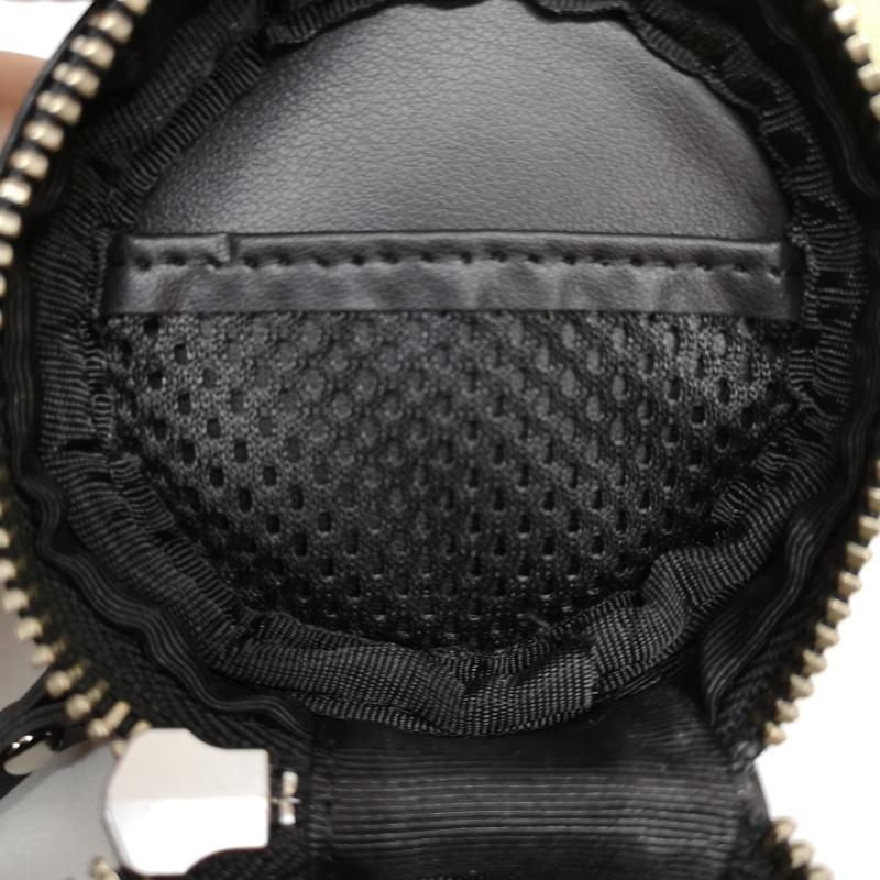 ヴァンヂャケット VAN JAC ポーチ ポーチ 丸形 レザー ガジェット ケース ポーチ - 黒 / ブラック / black メンズ USED 古着 中古 50122235