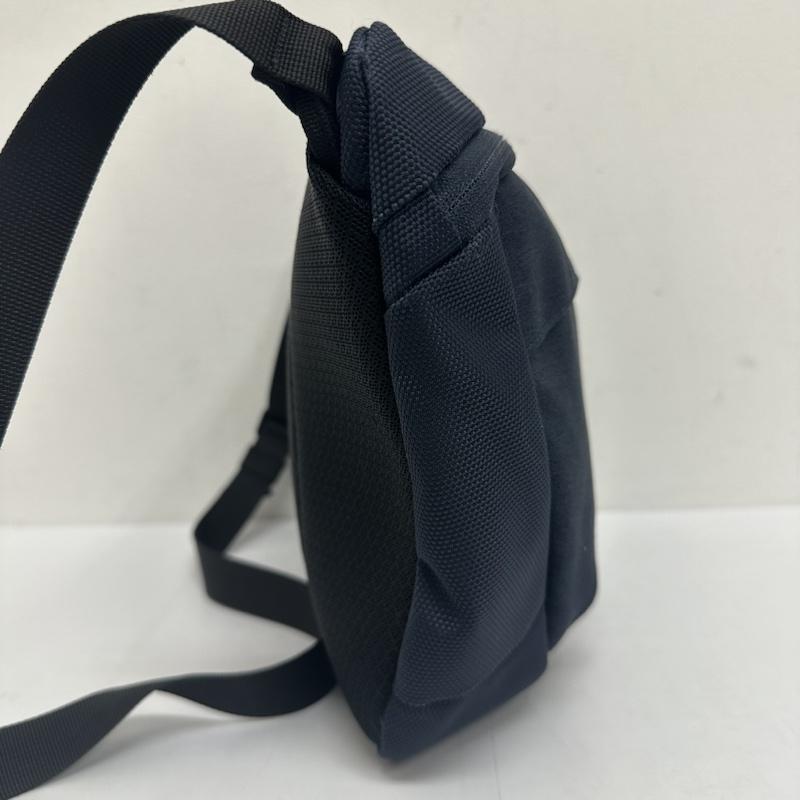 マッキントッシュ フィロソフィー MACKINTOSH PHILOSOPHY ショルダーバッグ ショルダーバッグ H1121-560-29 メッセンジャー 斜め掛け - 紺 / ネイビー / navy メンズ USED 古着 中古 50122353