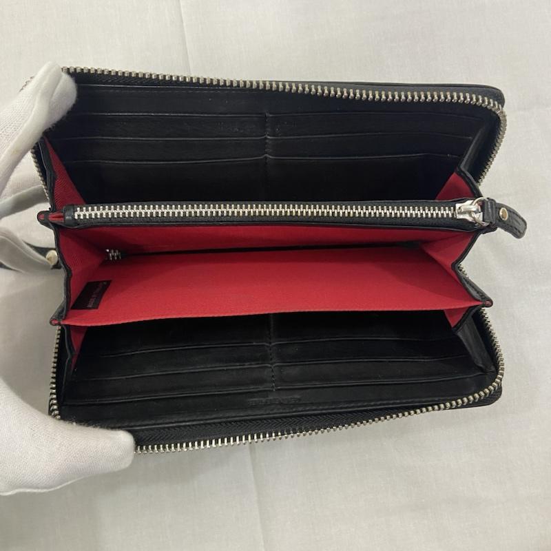 ウ゛ィウ゛ィアンウエストウッドアング Vivienne Westwood Anglomania 財布 長財布 Vivienne Westwood ANGLONANIA ヴィヴィアンウエストウッドアングロマニア SONIA ZIP ROUND WALLET 長財布 ブラック ロゴ、文字 黒 / ブラック / black メンズ USED 古着 中古 50122565