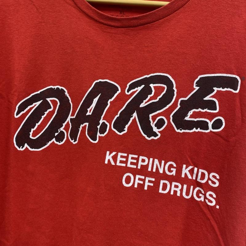 古着 USED Tシャツ 半袖 D.A.R.E. DRUG ABUSE RESISTANCE EDUCATION 薬物乱用防止 XL ロゴ、文字 X プリント 赤 / レッド / red X 黒 / ブラック / black メンズ USED 古着 中古 50123255