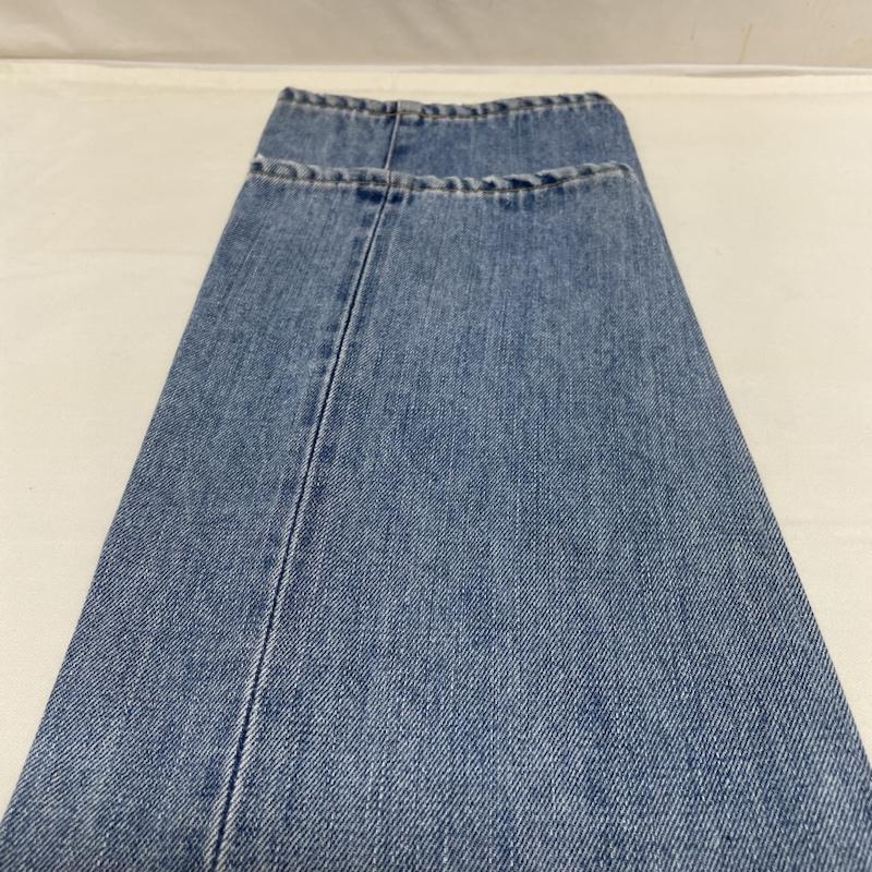 アンユーズド UNUSED パンツ デニム、ジーンズ デニム ジーパン ジーンズ ストレート ボタンフライ ボタン ダメージ加工 1 ダメージ加工 インディゴ / インディゴ / Indigo メンズ USED 古着 中古 50123298