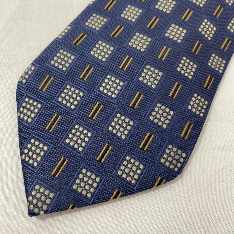 イヴサンローラン Yves Saint Laurent ネクタイ ネクタイ シルクネクタイ 総柄 ブルー系 総柄 青 / ブルー / blue メンズ USED 古着 中古 50123835