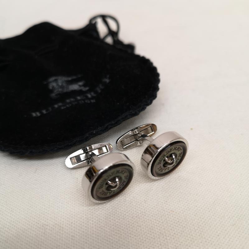 バーバリーブラックレーベル BURBERRY BLACK LABEL ファッション小物 ファッション小物 シェル ロゴ カフス - 銀 / シルバー / silver color メンズ USED 古着 中古 50124096