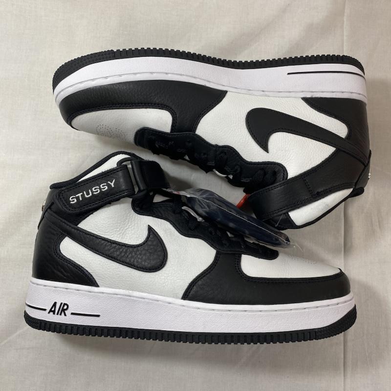 ステューシー STUSSY スニーカー スニーカー DJ7840-002Stussy × Nike Air Force 1 Mid Black and Light Bone US10/28cm US：10 ロゴ、文字 白 / ホワイト / white X 黒 / ブラック / black メンズ USED 古着 中古 50124263