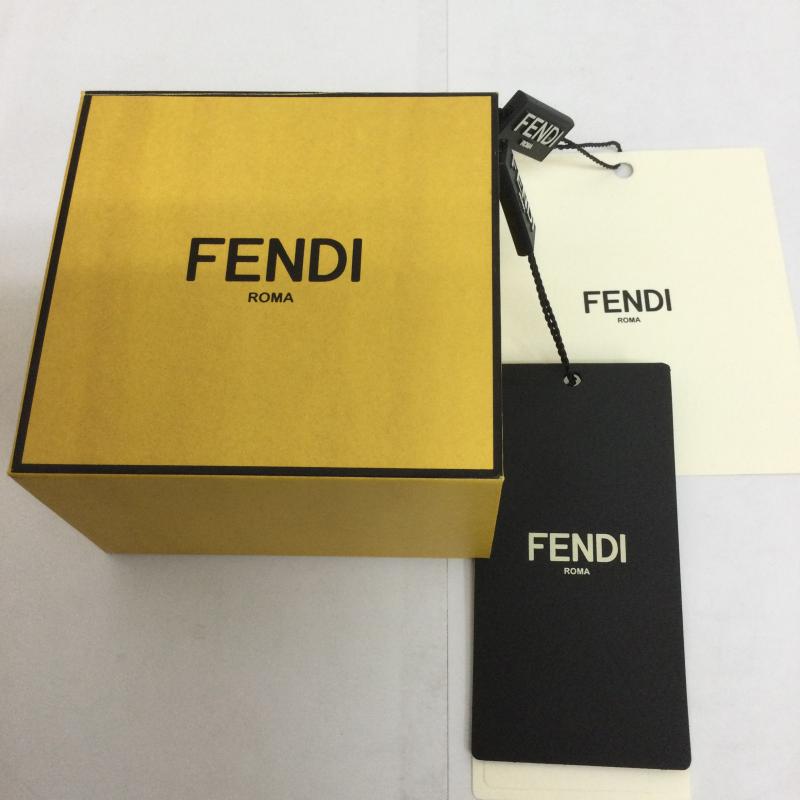 フェンディ FENDI アクセサリー ブレスレット、バングル FENDI ブレスレット エフ イズ フェンディ F IS FENDI クリスタル パヴェ 8AG761 6DM - 金 / ゴールド / gold color レディース USED 古着 中古 50124309
