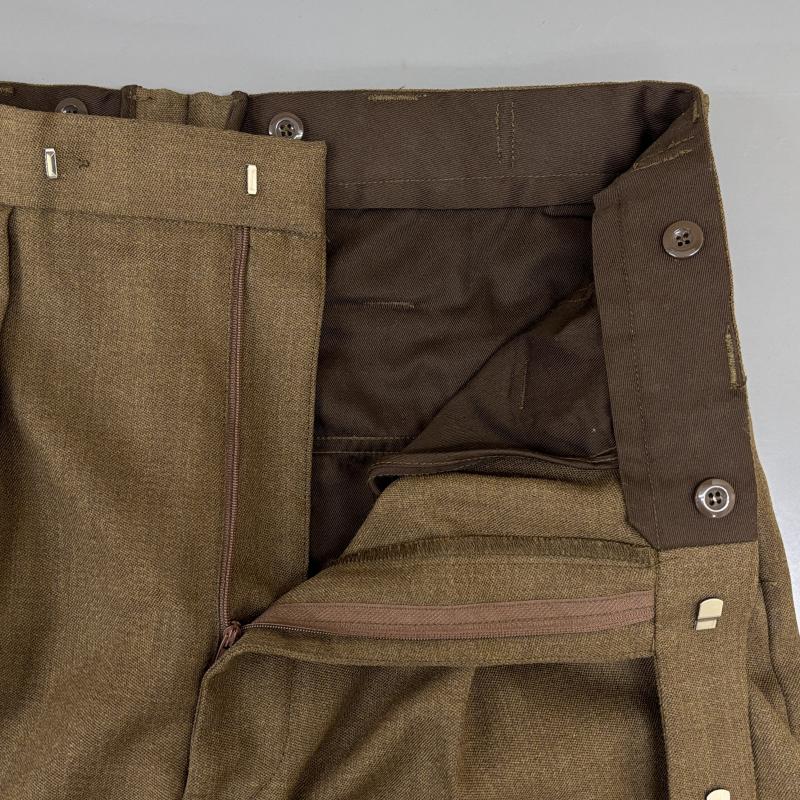 古着 USED パンツ スラックス イギリス陸軍 DC2BESL/4628 BARRACK DRESS タック スラックス オフィサー トラウザー - メンズ USED 古着 中古 50124353