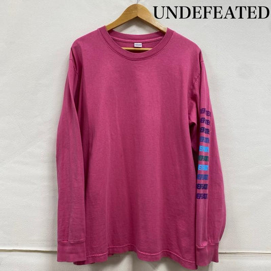 アンディフィーテッド UNDEFEATED Tシャツ 長袖 クルーネック 袖ロゴ プリント 190077001013 M ロゴ、文字 X プリント 桃 / ピンク / pink メンズ USED 古着 中古 50125151