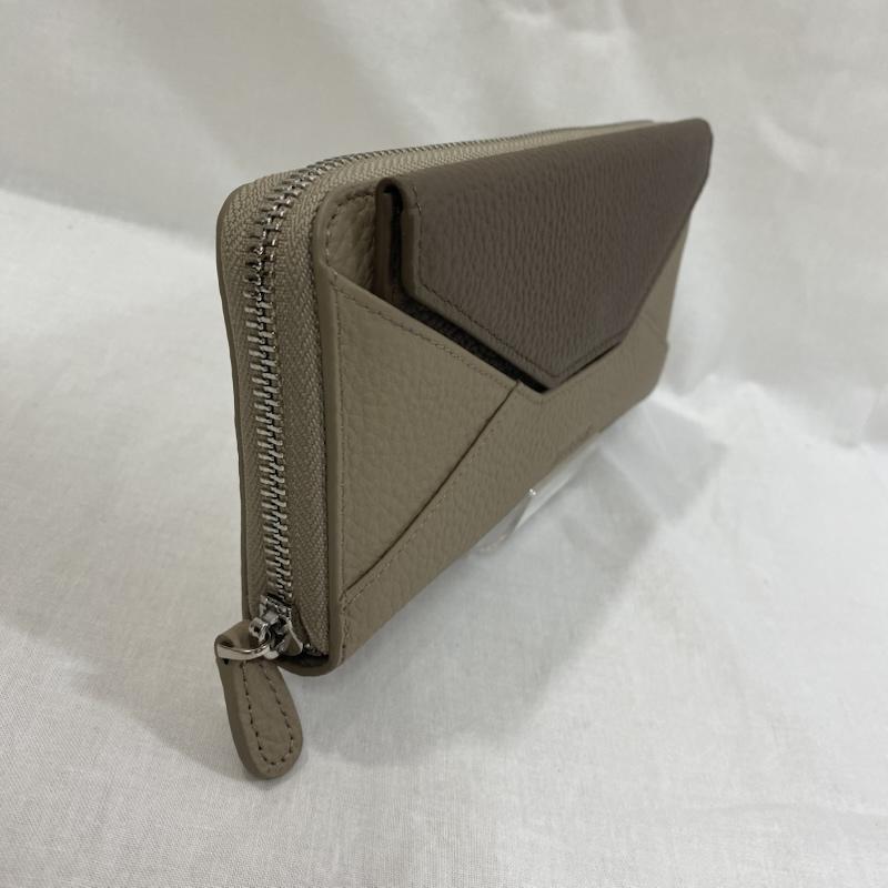 バルコス BARCOS 財布 長財布 ベロニカ シュリンクレザーバイカラーロングウォレット ベージュ 長財布 レザーウォレット ロゴ、文字 ベージュ / ベージュ / beige レディース USED 古着 中古 50125235