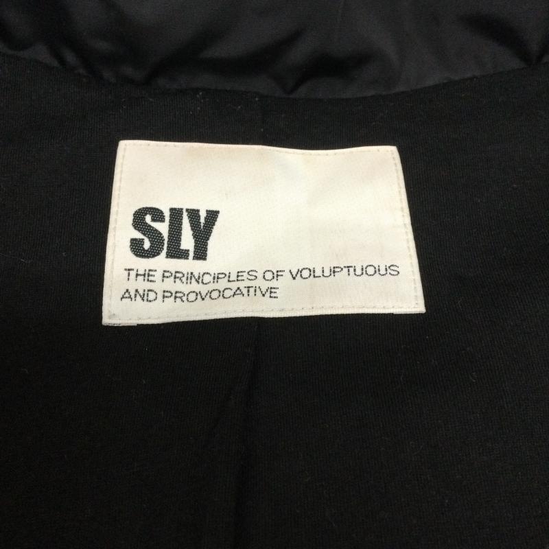 スライ SLY ジャケット、上着 ダウンジャケット SLY 0305S730-0390 ダウンジャケット 2 無地 紺 / ネイビー / navy レディース USED 古着 中古 50125285