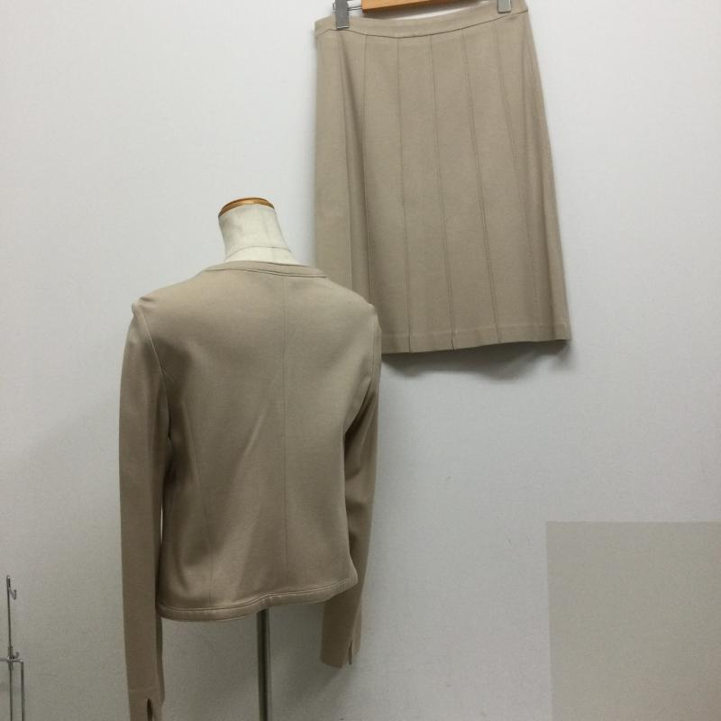 ブルックス ブラザーズ BROOKS BROTHERS スーツ ひざ丈スカート brooks brothers 55855-21 レディースノーカラースーツ XS 無地 ベージュ / ベージュ / beige レディース USED 古着 中古 50125308