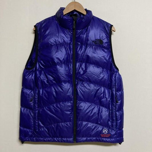 ザノースフェイス THE NORTH FACE ジャケット、上着 ダウンベスト THE NORTH FACE SUMMIT SERIES ダウン アコンカグアベスト NDW18804 M ロゴ、文字 X 刺繍 紫 / パープル / purple メンズ USED 古着 中古 50126074