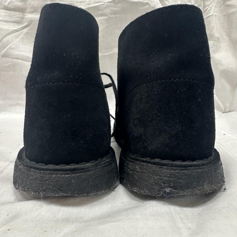 クラークス Clarks カジュアルシューズ カジュアルシューズ デザートブーツ チャッカ レースアップ スウェード US：9 黒 / ブラック / black メンズ USED 古着 中古 50126100
