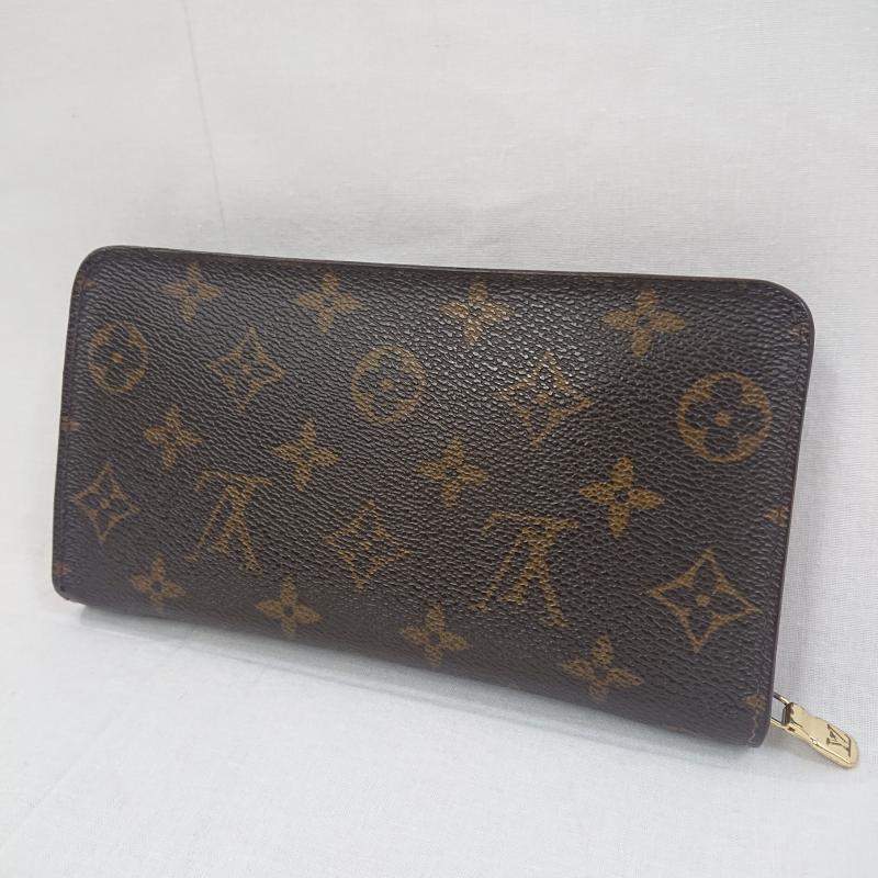 ルイヴィトン LOUIS VUITTON 財布 長財布 LOUIS VUITTON ルイヴィトン モノグラム 長財布 ラウンドファスナー Porte Monnaie Zip ポルトモネジップ IH1000 ロゴ、文字 X 総柄 茶 / ブラウン / brown レディース USED 古着 中古 50126598