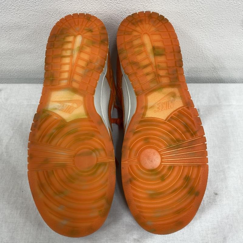 ナイキ NIKE スニーカー スニーカー WMNS 2023ss DUNK LOW ダンク ロー Total Orange FN7773-001 26.5cm ロゴ、文字 橙 / オレンジ / orange X 白 / ホワイト / white メンズ USED 古着 中古 50126602