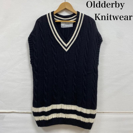 オールダービーニットウェア Oldderby Knitwear ベスト ベスト Vネック ケーブル ニット セーター イギリス製 M 黒 / ブラック / black X 白 / ホワイト / white レディース USED 古着 中古 50126664