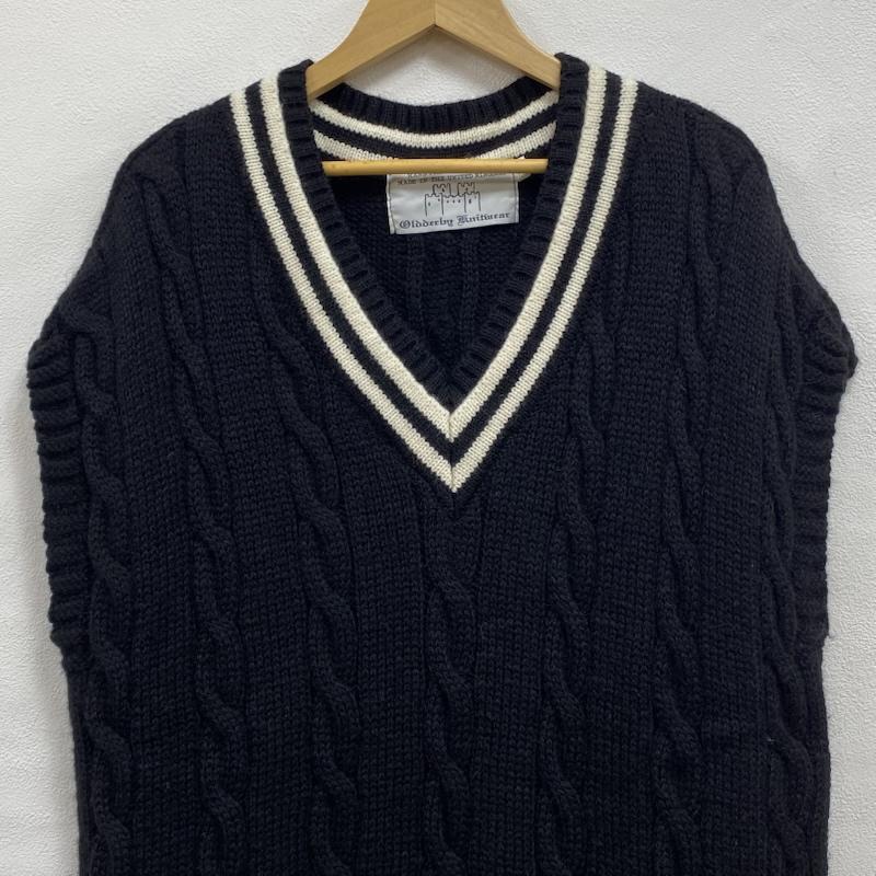 オールダービーニットウェア Oldderby Knitwear ベスト ベスト Vネック ケーブル ニット セーター イギリス製 M 黒 / ブラック / black X 白 / ホワイト / white レディース USED 古着 中古 50126664