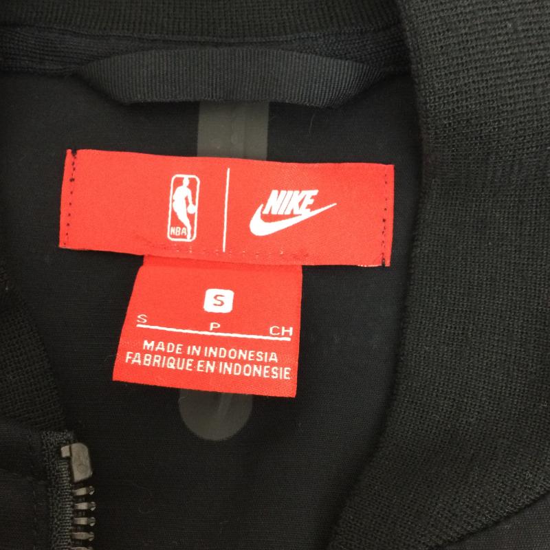ナイキ NIKE ジャケット、上着 ジャンパー、ブルゾン ブルゾン/S/コットン/ブラック/860801-010/ナイキ S ロゴ、文字 黒 / ブラック / black メンズ USED 古着 中古 50127190