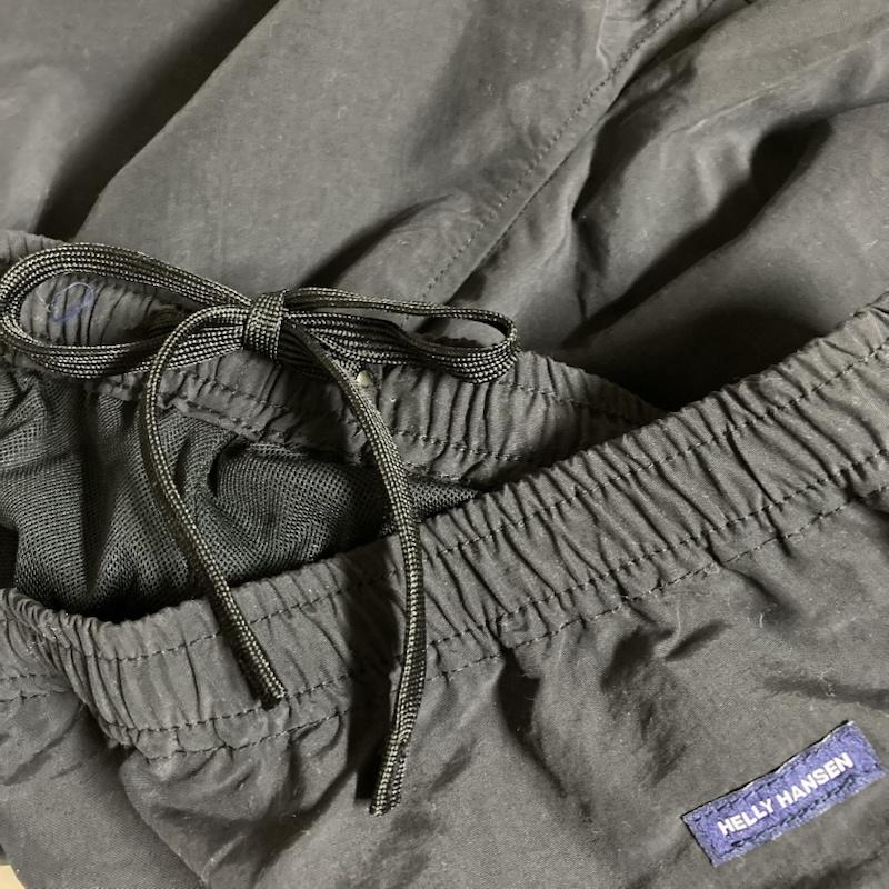ヘリーハンセン HELLY HANSEN パンツ ショートパンツ HELLY HANSEN Bask Mid Shorts ビーチトランクス UV PROTECT ナイロン ショートパンツ L HH72403 L ワンポイント X ロゴ、文字 黒 / ブラック / black メンズ USED 古着 中古 50127366