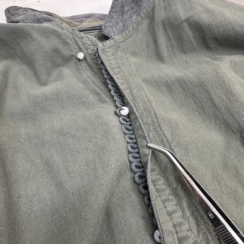 ヨウジヤマモトプールオム Yohji Yamamoto POUR HOMME ジャケット、上着 ジャンパー、ブルゾン 95ss バンドカラー マオカラー ジャケット 装飾 HB-J86-096 M カーキ / カーキ / khaki メンズ USED 古着 中古 50128085
