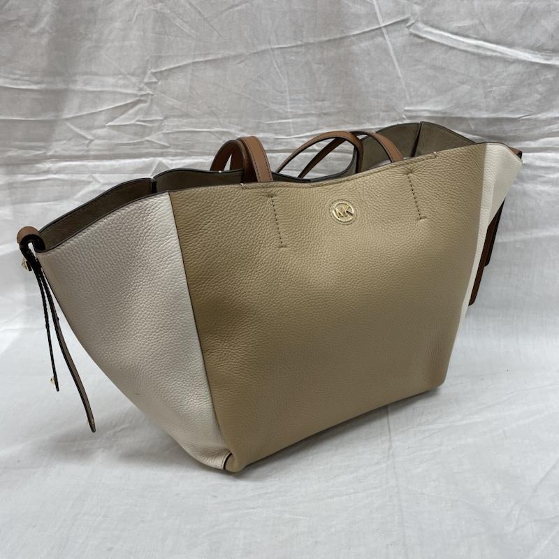 マイケルコース MICHAEL KORS トートバッグ トートバッグ 30S2G7FT3T パネル ハンドバッグ ロゴ プレート ショルダーバッグ - ベージュ / ベージュ / beige レディース USED 古着 中古 50128242