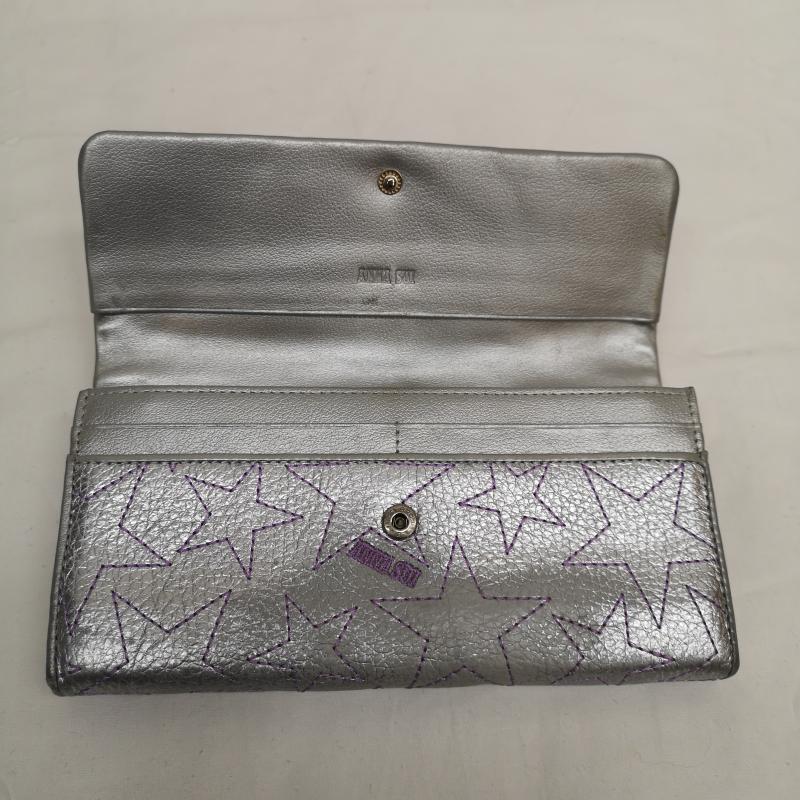 アナスイ ANNASUI 財布 長財布 オーバーザムーン 外がま口 長財布 - 銀 / シルバー / silver color レディース USED 古着 中古 50128615