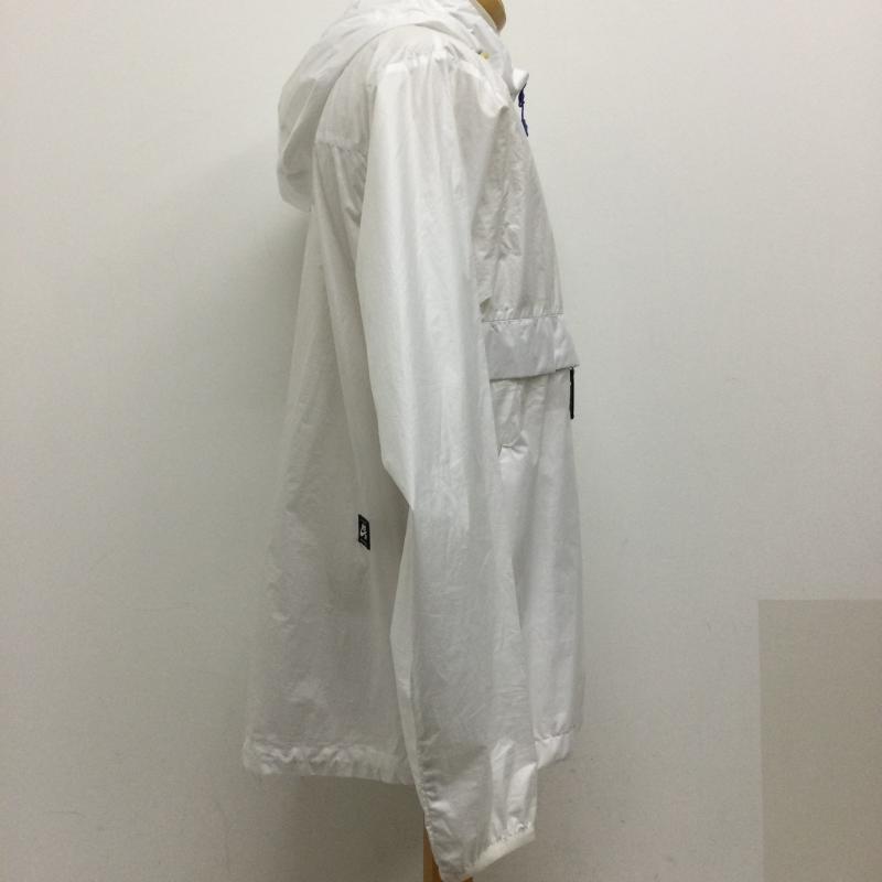 ナイキ NIKE ジャケット、上着 ジャンパー、ブルゾン ナイロンジャケット/L/ポリエステル/WHT/無地/886111－100 L 無地 白 / ホワイト / white メンズ USED 古着 中古 50128901