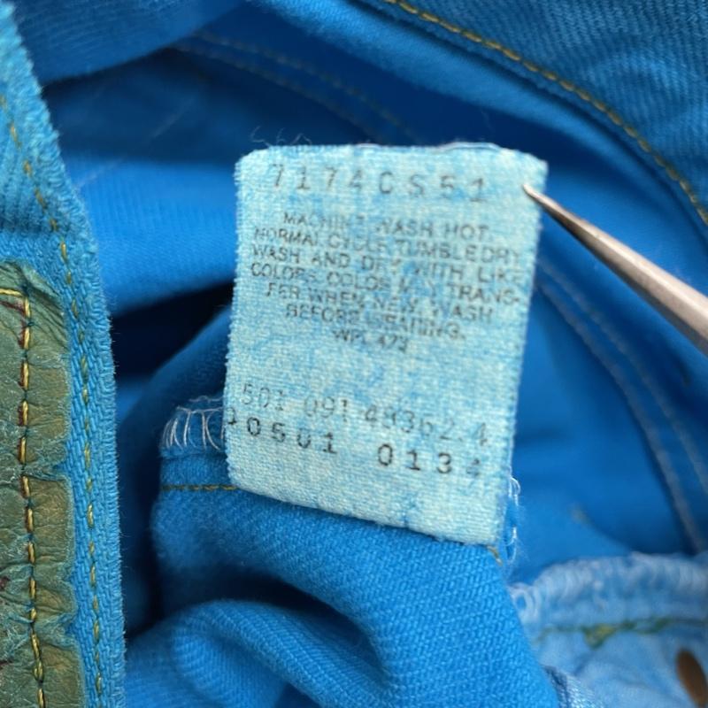 リーバイス Levi s パンツ デニム、ジーンズ USA製 90s ビンテージ 501 後染め デニムパンツ ジーパン ジーンズ インディゴ ターコイズ 34インチ ロゴ、文字 青 / ブルー / blue メンズ USED 古着 中古 50129152