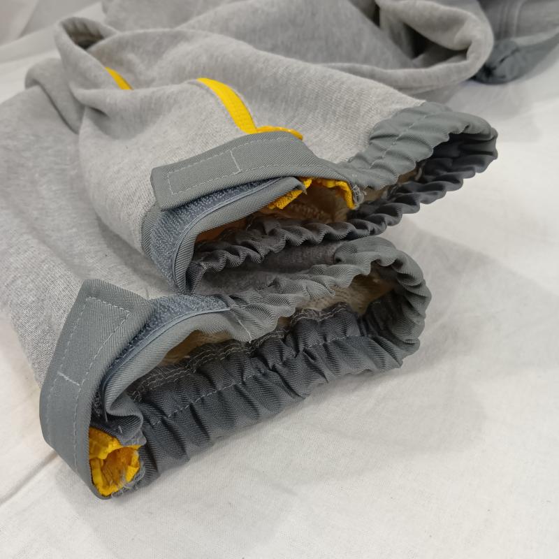 ＵＳＥＤ古着 USED/古着 ボトムス ボトムス STABRIDGE スタブリッジ ULTRA HIKE PANTS LIGHT 10th Anniv. Edition スウェットパンツ 10周年記念スペシャルエディション M 無地 X ロゴ、文字 灰 / グレー / gray X 黄 / イエロー / yellow メンズ USED 古着 中古 50129354