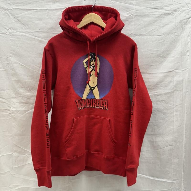 シュプリーム Supreme パーカー 長袖 17ss Vampirella Hooded Sweatshirt ヴァンパイア プルオーバー スウェット パーカー フーディー S 赤 / レッド / red メンズ USED 古着 中古 50130241