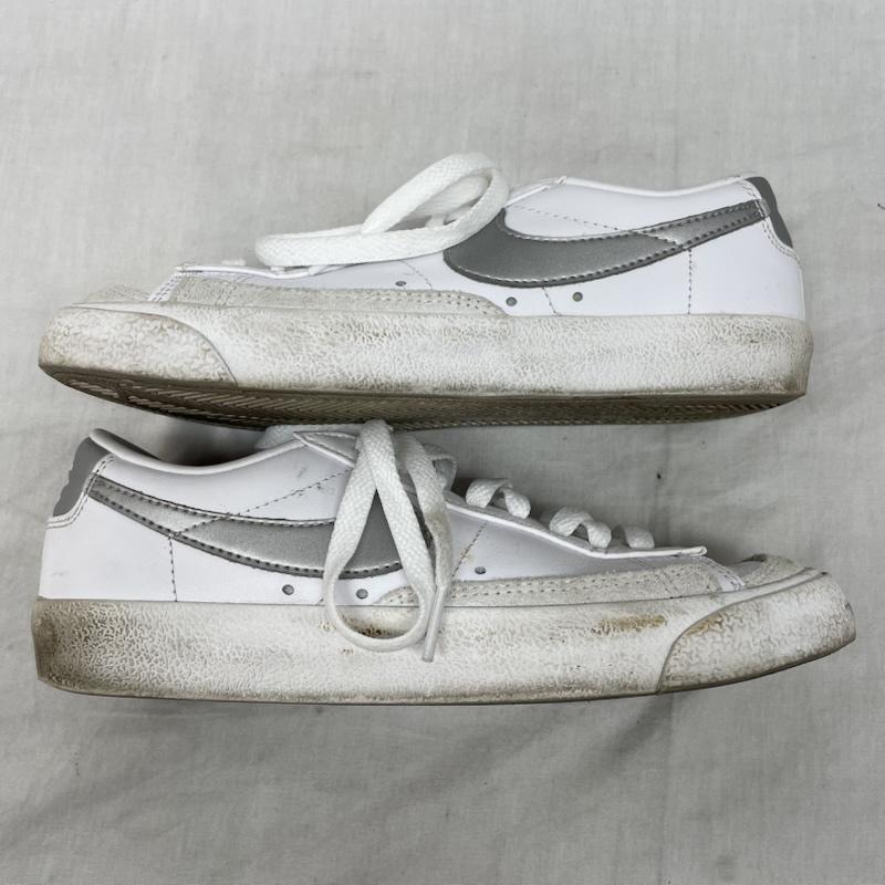 ナイキ NIKE スニーカー スニーカー DC4769-113 Women s Blazer Low 77 ウィメンズ ブレーザー ロー 77 ホワイト メタリック シルバー 23.0cm 白 / ホワイト / white X 銀 / シルバー / silver color レディース USED 古着 中古 50131560