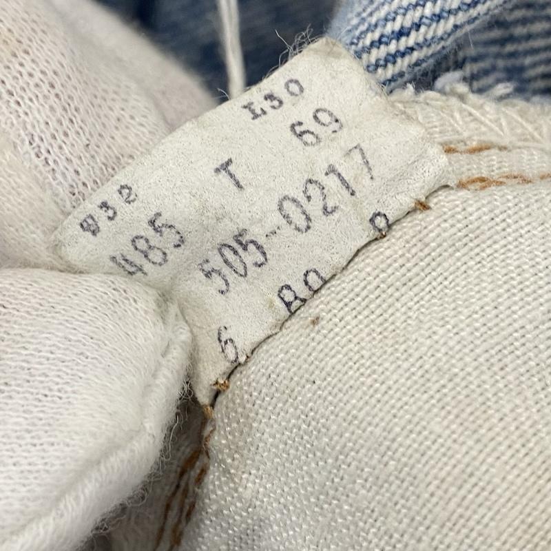 リーバイス Levi s ボトムス ボトムス Vintage Levi s 505-0217 80年6月製 ボタン裏8刻印 スモールeタブ light blue W32/L30 無地 水色 / ライトブルー / メンズ USED 古着 中古 50131826