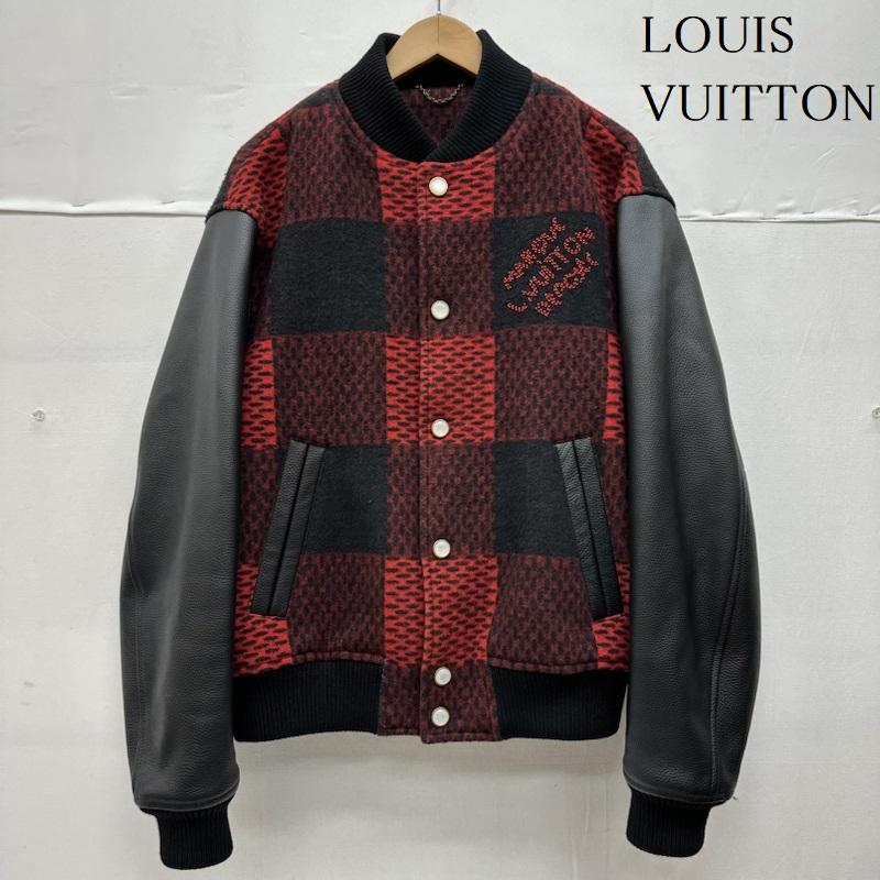 ルイヴィトン LOUIS VUITTON ジャケット、上着 ジャンパー、ブルゾン 24年製 1AFXGN RM242M BQV HRL83E ダミエ バーシティ ブルゾン スタジャン 48 黒 / ブラック / black X 赤 / レッド / red メンズ USED 古着 中古 50131966