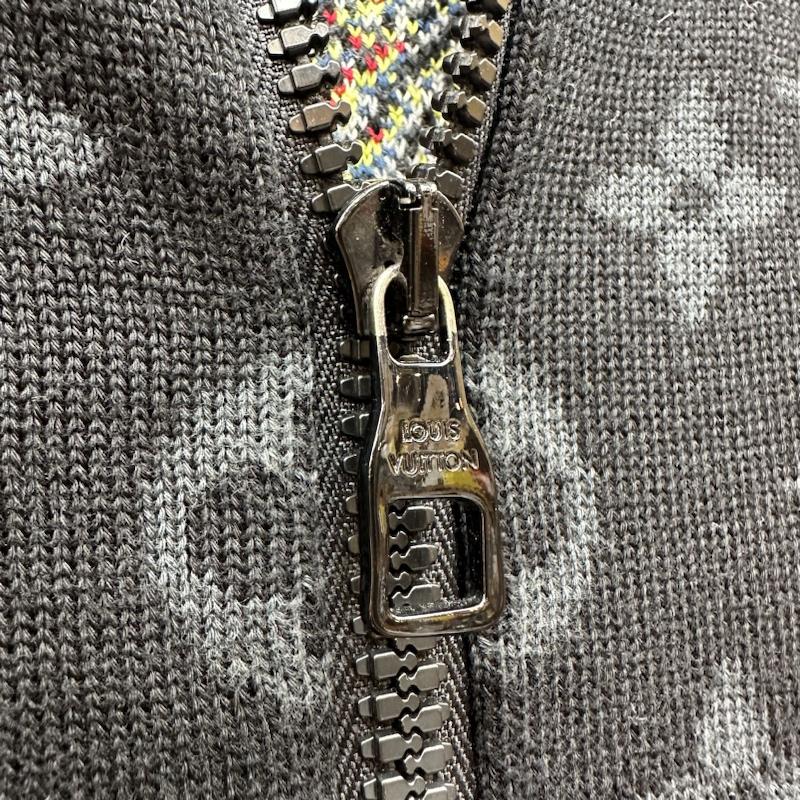 ルイヴィトン LOUIS VUITTON ジャケット、上着 ジャンパー、ブルゾン 22AW LV グラフィティ モノグラム ニット ジップ ブルゾン RM222M JL4 HNN22W S 黒 / ブラック / black メンズ USED 古着 中古 50131991