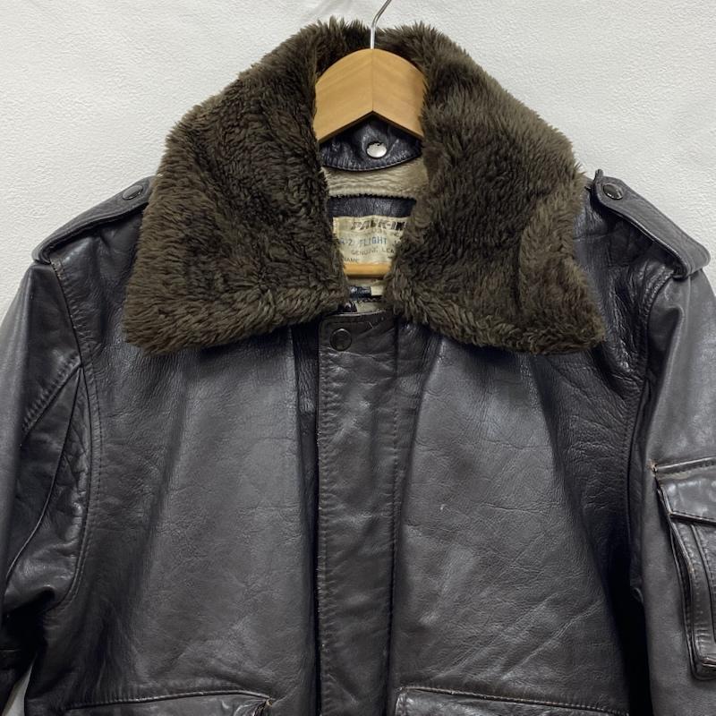 ヴィンテージ VINTAGE ジャケット、上着 フライトジャケット PACK-IN レザー フライトジャケット A-2 ボア ボマー 674SM ミリタリー 38 茶 / ブラウン / brown メンズ USED 古着 中古 50132225