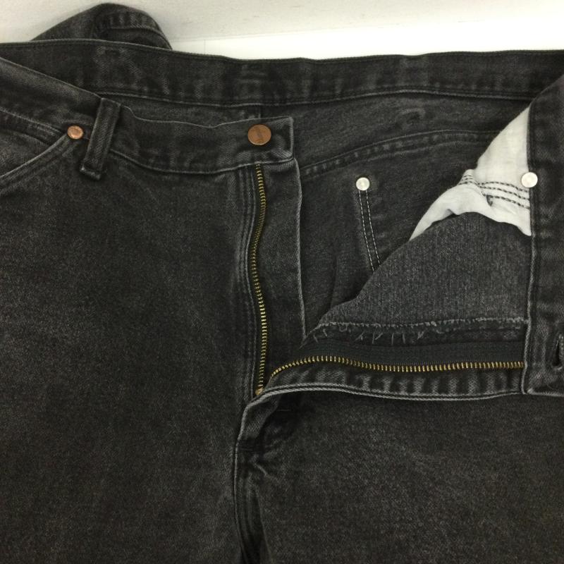 ラングラー Wrangler パンツ デニム、ジーンズ Wrangler BLACK Denim 13MWZWK 38インチ 無地 黒 / ブラック / black メンズ USED 古着 中古 50132443
