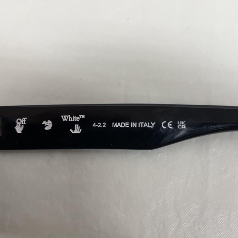 オフホワイト off white めがね・サングラス サングラス OERI017 1007 Nassau ナッソー プラスチック BLK ブラック 黒 - 黒 / ブラック / black メンズ USED 古着 中古 50133086