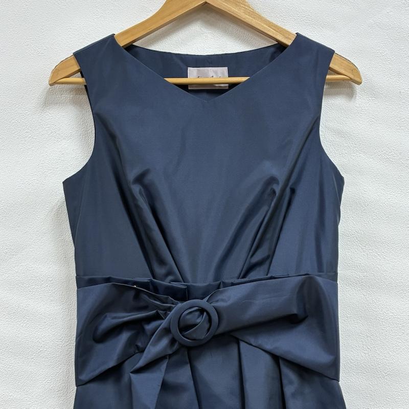 エメ AIMER ワンピース ロングスカート Acret ノースリーブ パーティ ドレス ワンピース レースアップ リボン ベルト M 無地 紺 / ネイビー / navy レディース USED 古着 中古 50133377