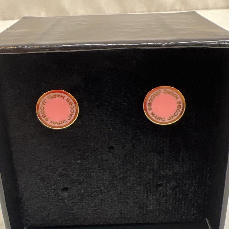 マークジェイコブス MARCJACOBS アクセサリー ピアス ロゴ ピアス - レディース USED 古着 中古 50133429