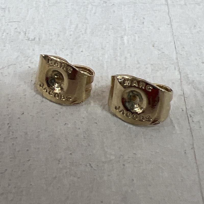 マークジェイコブス MARCJACOBS アクセサリー ピアス ロゴ ピアス - レディース USED 古着 中古 50133429