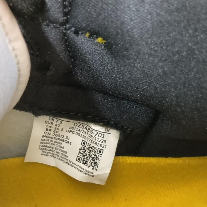 ナイキ NIKE スニーカー スニーカー NIKE ナイキ Air Jordan 1 Retro High OG ナイキ エアジョーダン 1 レトロ ハイ オリジナル イエローオークル DZ5485-701 26.5cm ロゴ、文字 黒 / ブラック / black X 白 / ホワイト / white X 黄 / イエロー / yellow メンズ USED 古着 中古 50133570