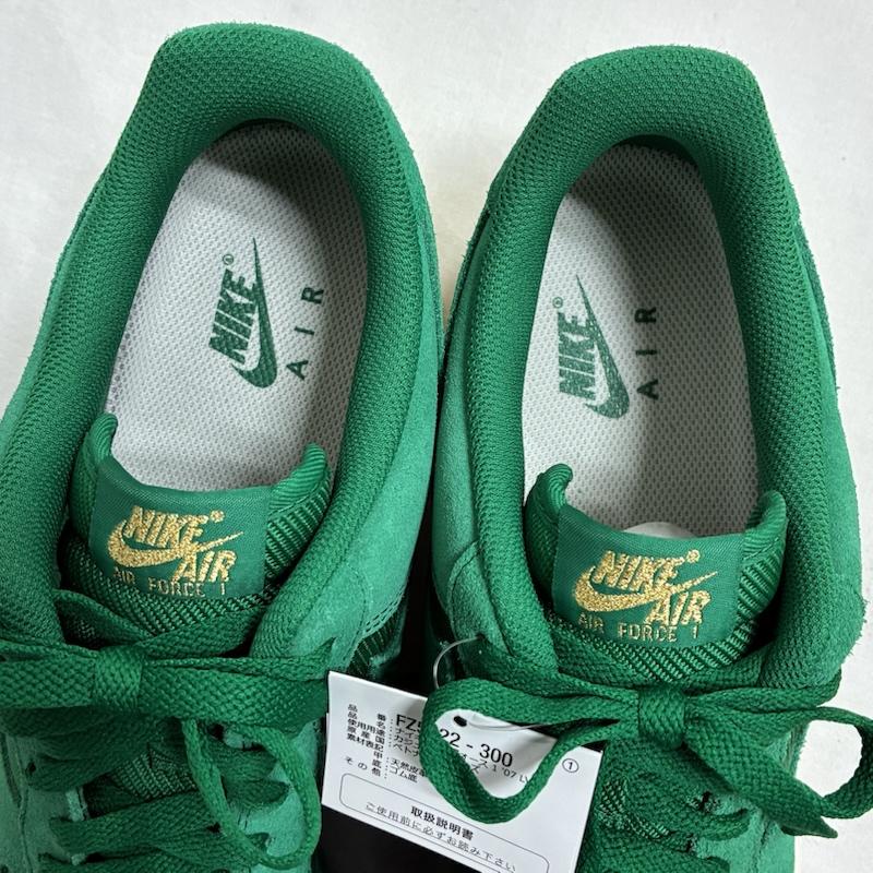 ナイキ NIKE スニーカー スニーカー 2024モデル AIR FORCE 1 LOW エアフォース Malachite FZ5222-300 29.5cm ロゴ、文字 緑 / グリーン / green X 白 / ホワイト / white X 金 / ゴールド / gold color メンズ USED 古着 中古 50133836