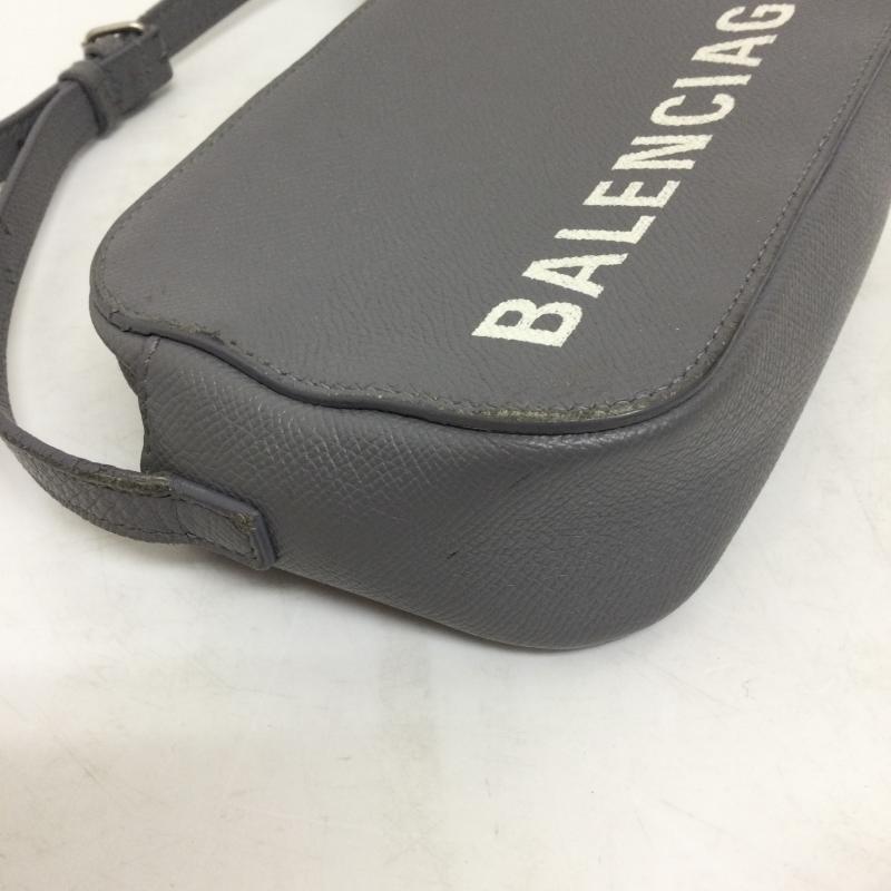 バレンシアガ BALENCIAGA ショルダーバッグ ショルダーバッグ BALENCIAGA ショルダーバッグ　558171　カメラバッグ - 灰 / グレー / gray メンズ USED 古着 中古 50134066