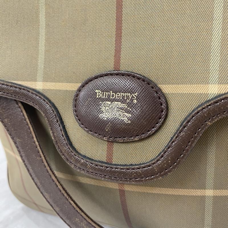 古着 USED ショルダーバッグ ショルダーバッグ burberrys ノバチェック ロゴパッチ ショルダーバッグ VINTAGE ユニセックス - ロゴ、文字 カーキオリーブ / カーキオリーブ / メンズ USED 古着 中古 50134318