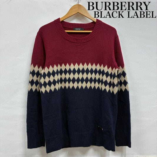 バーバリーブラックレーベル BURBERRY BLACK LABEL ニット、セーター 長袖 ノルディック ダイヤ ロゴ メタルプレート クルーネック ニット セーター D1N92-652-29 2 えんじ / ワインレッド / dark red X 紺 / ネイビー / navy X ベージュ / ベージュ / beige メンズ USED 古着 中古 50134565